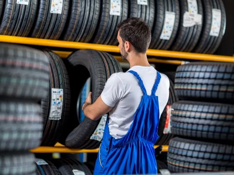 Helvacı Oto Lastikçi